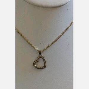 10k box chain with heart pendant